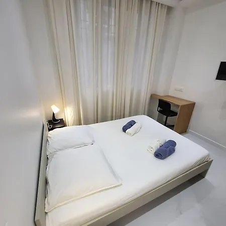 Splendid Apartment, Quality Fittings * Nice