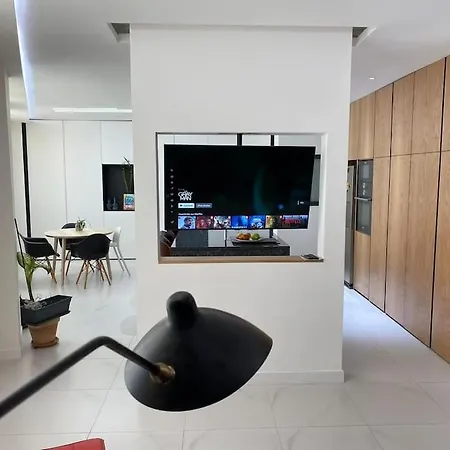 Splendid Apartment, Quality Fittings Apartment